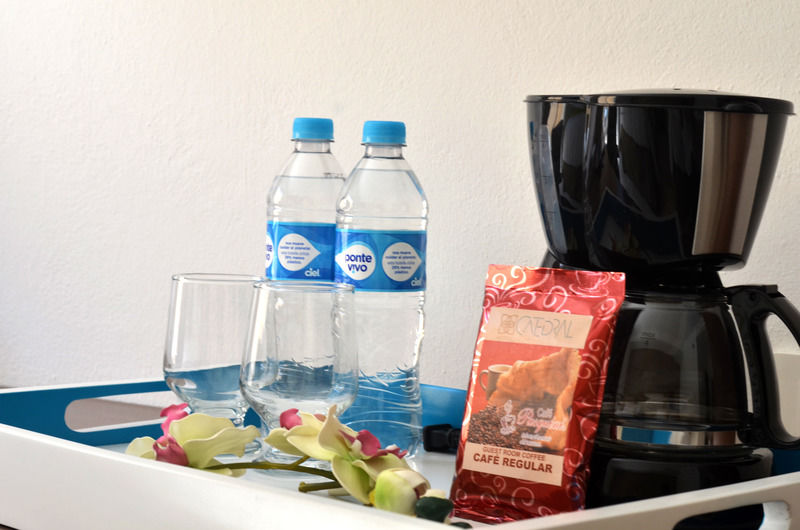 Hotel Catedral La Paz Dış mekan fotoğraf Coffee and bottled water